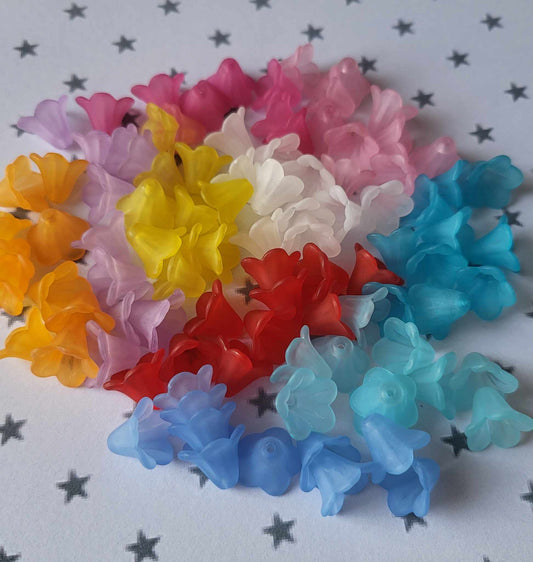 14mm Frosted Acrylic Lucite Trumpet Flower Beads Alicia's Craft Supplies