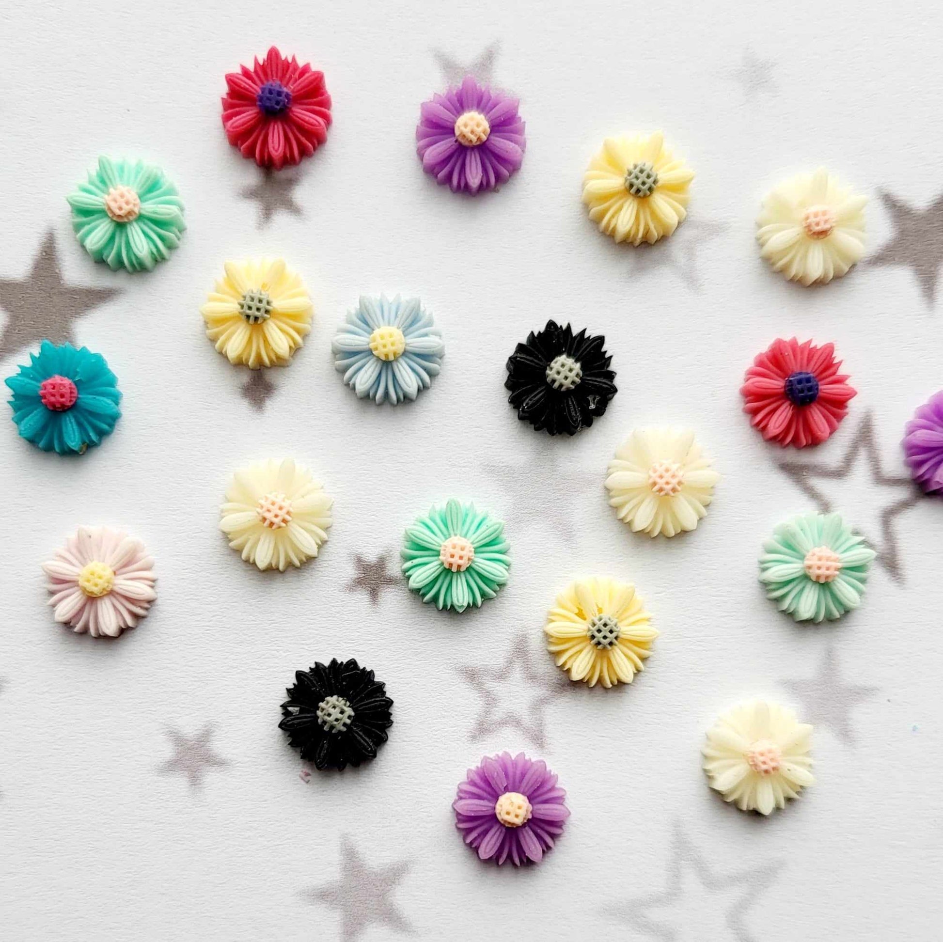 9mm Daisy flatback embellishments